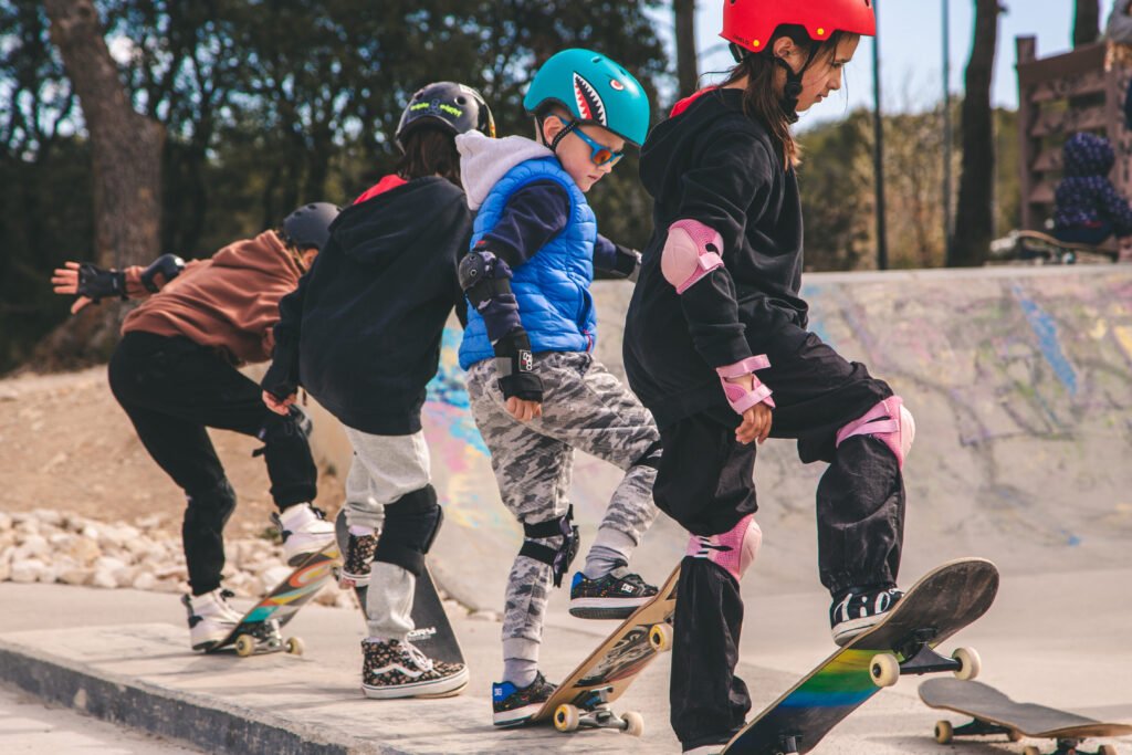 Initiation au skateboard lors d'une journée CSE et animation glisse pour entreprise